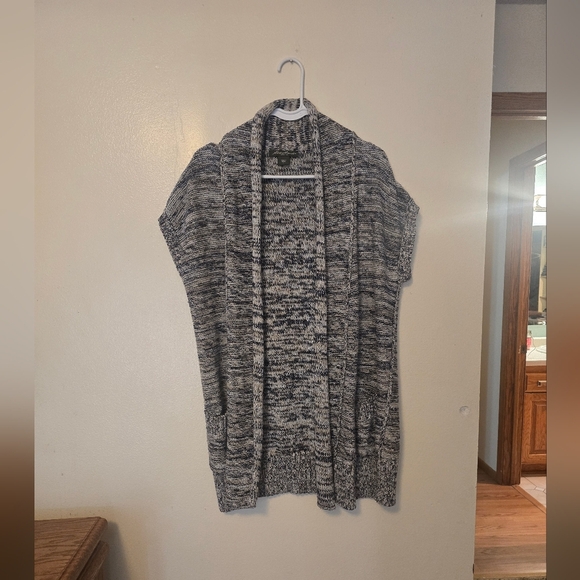 Eddie Bauer Gray and White Chunky Knit Cardigan Sweater - Picture 1 of 5